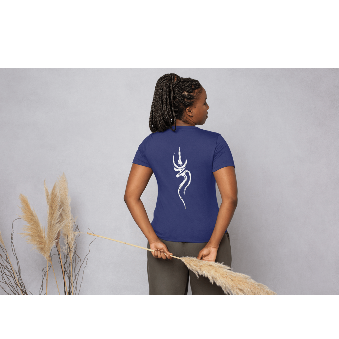 om UNISEX CLASSIC OVERSIZED TSHIRT